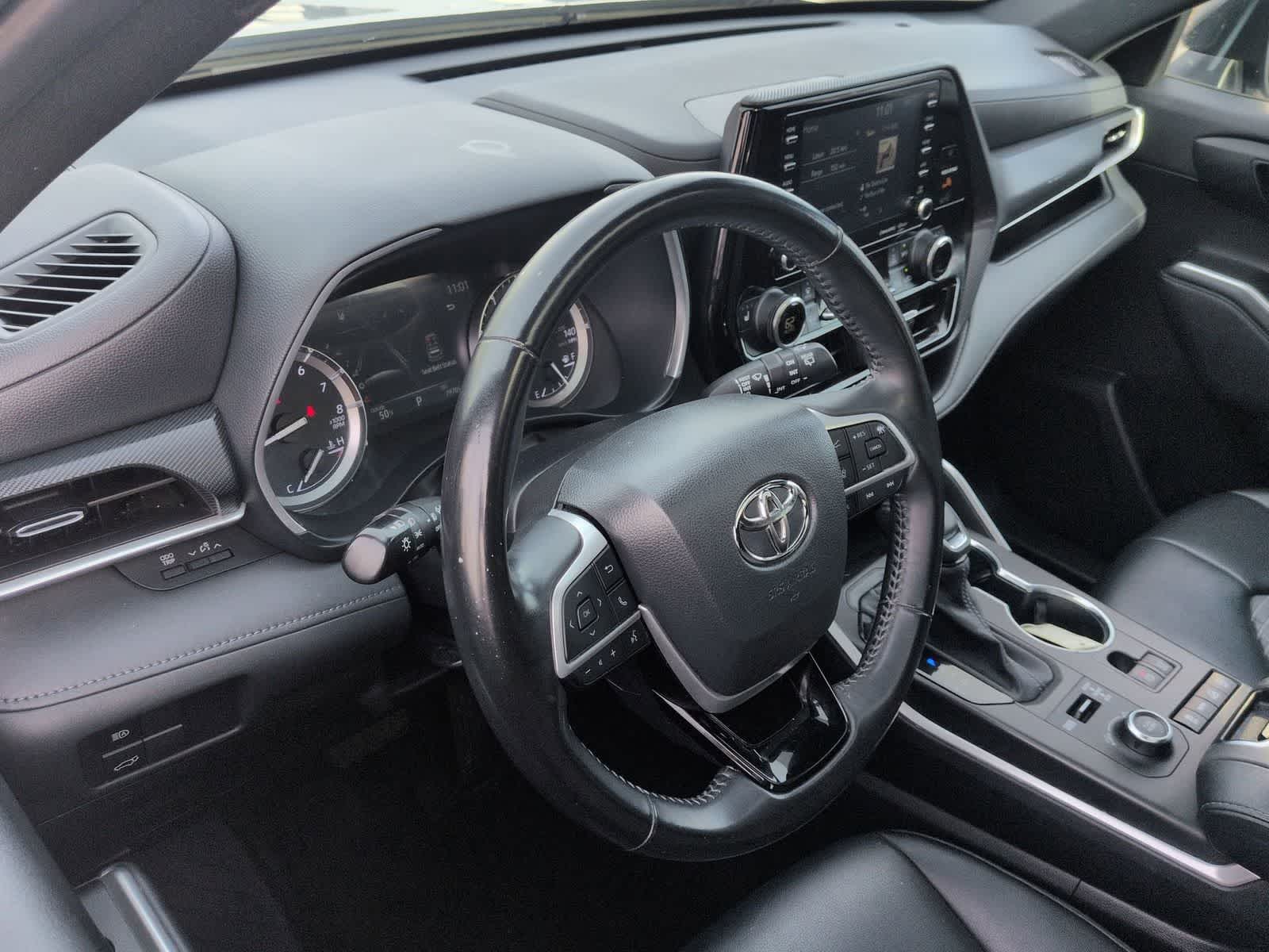 2022 Toyota Highlander XSE