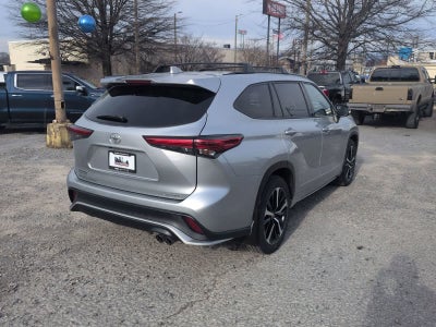 2022 Toyota Highlander XSE