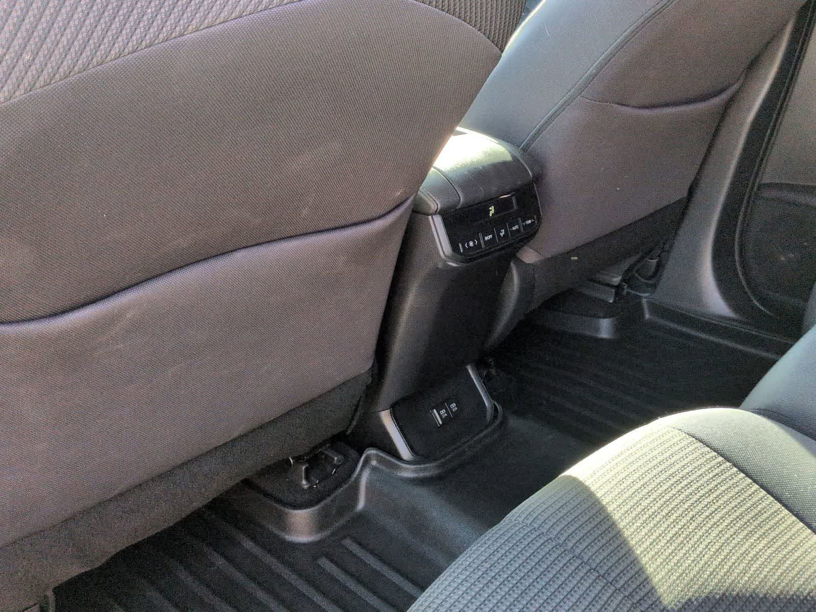 2021 Toyota Highlander Hybrid LE