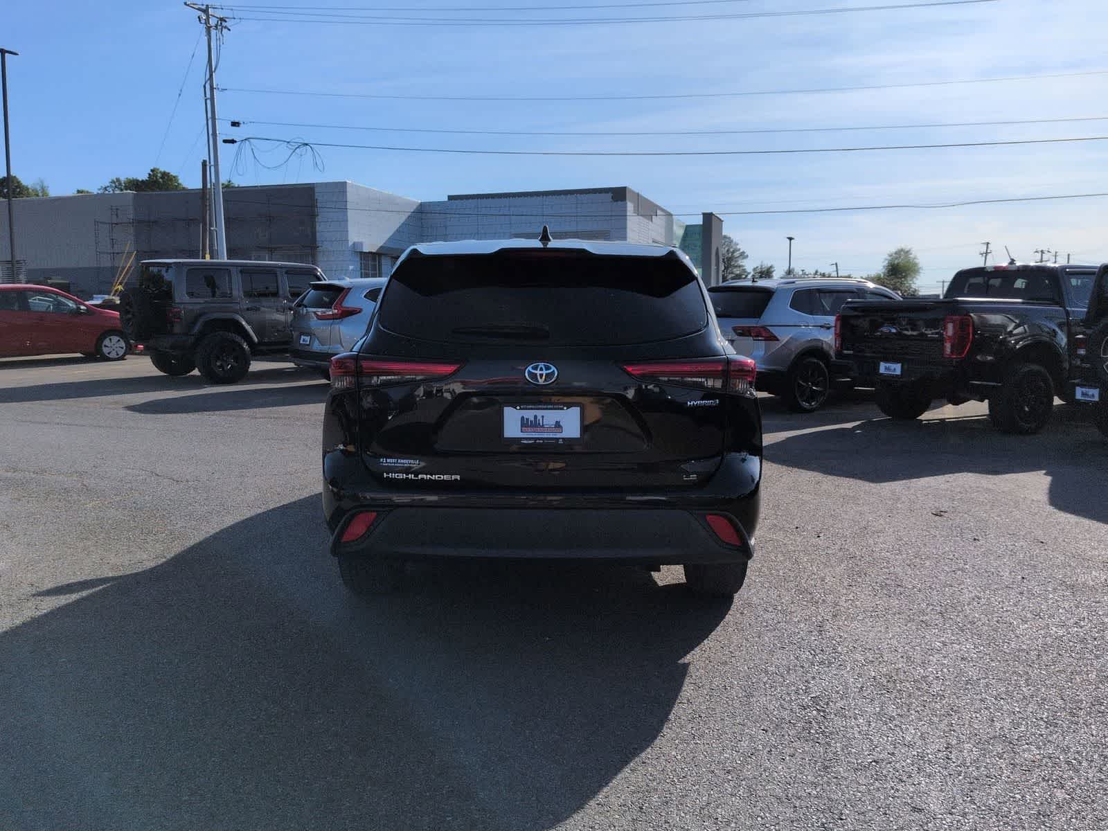2021 Toyota Highlander Hybrid LE