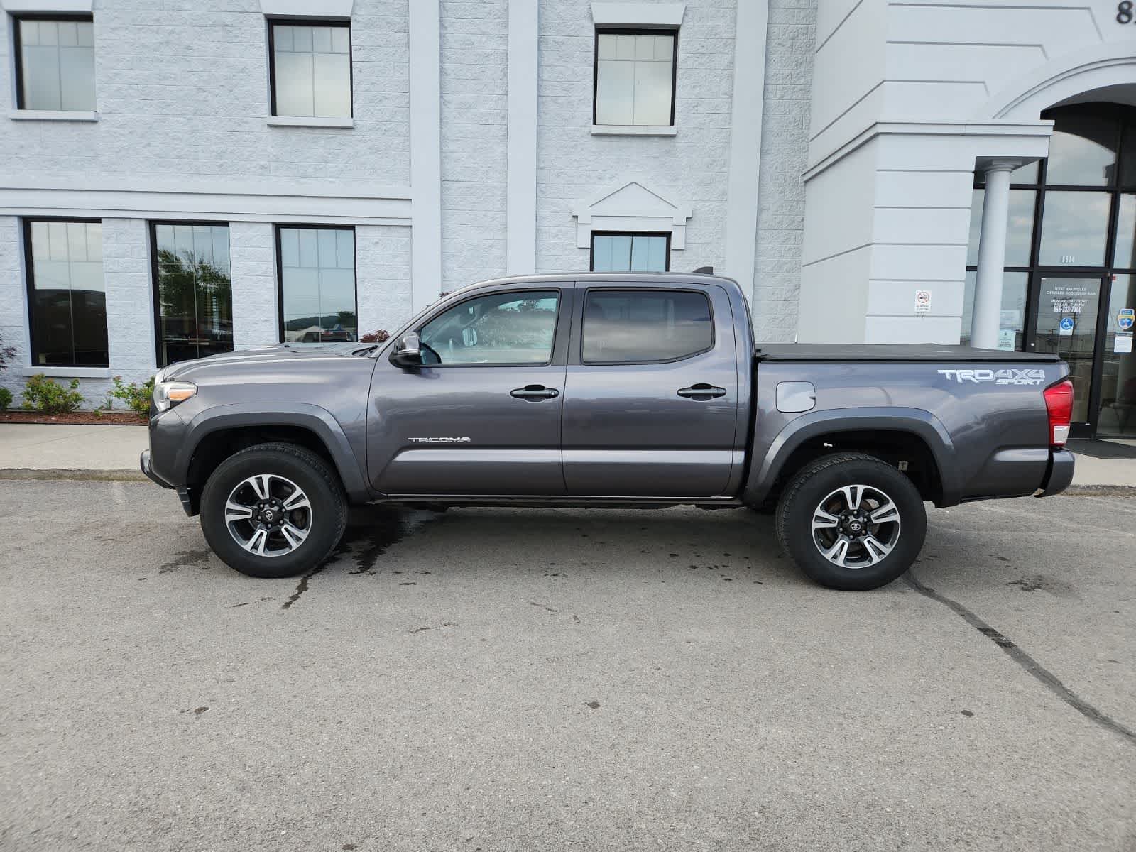 2017 Toyota Tacoma TRD Sport
