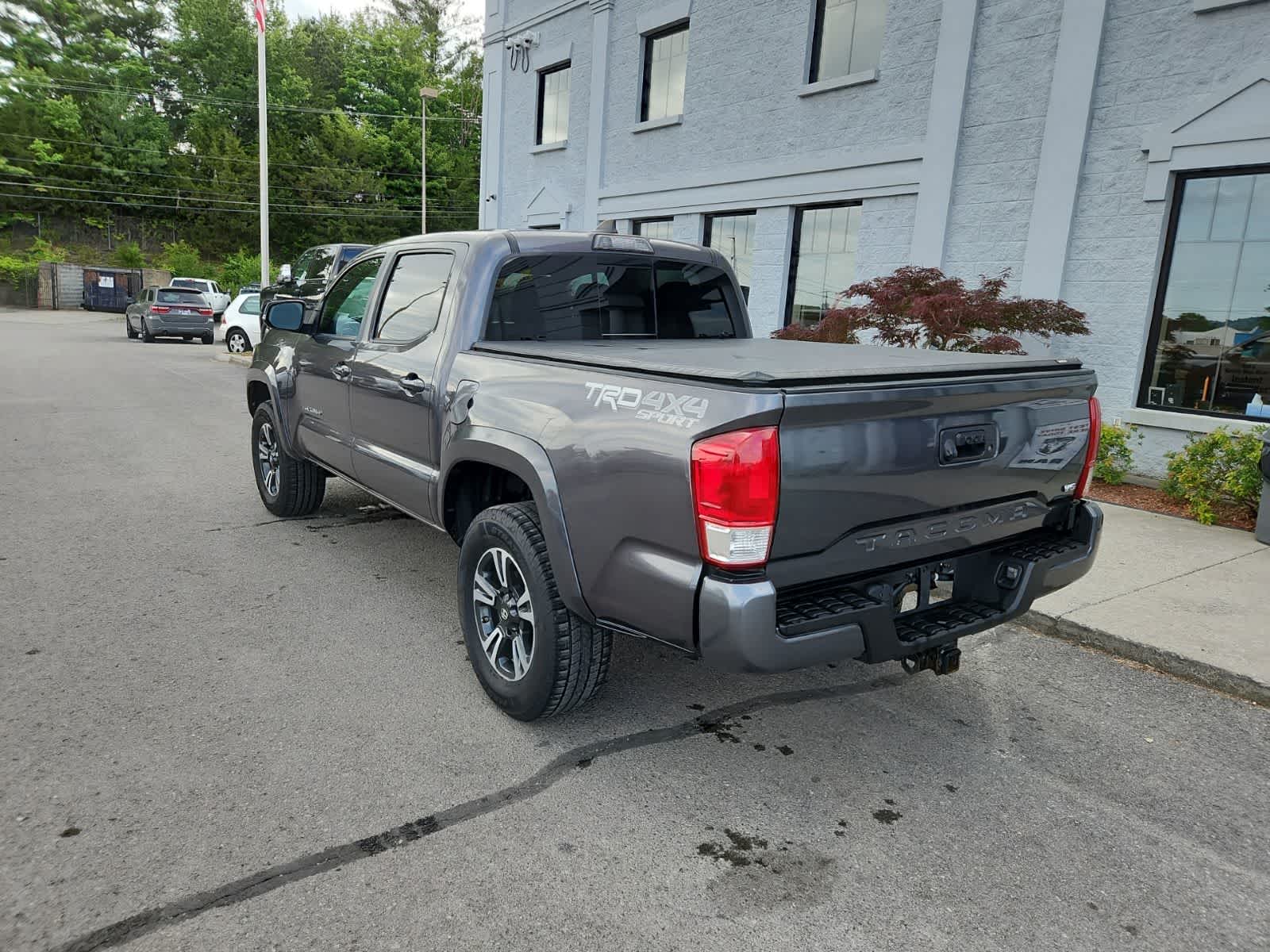 2017 Toyota Tacoma TRD Sport