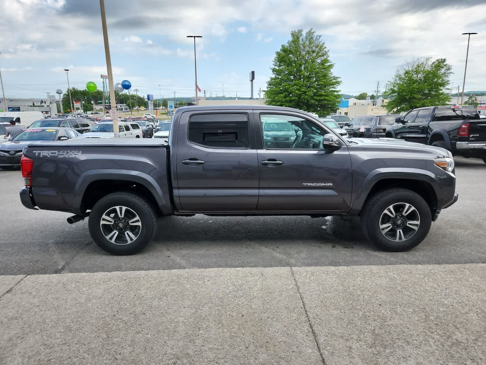 2017 Toyota Tacoma TRD Sport