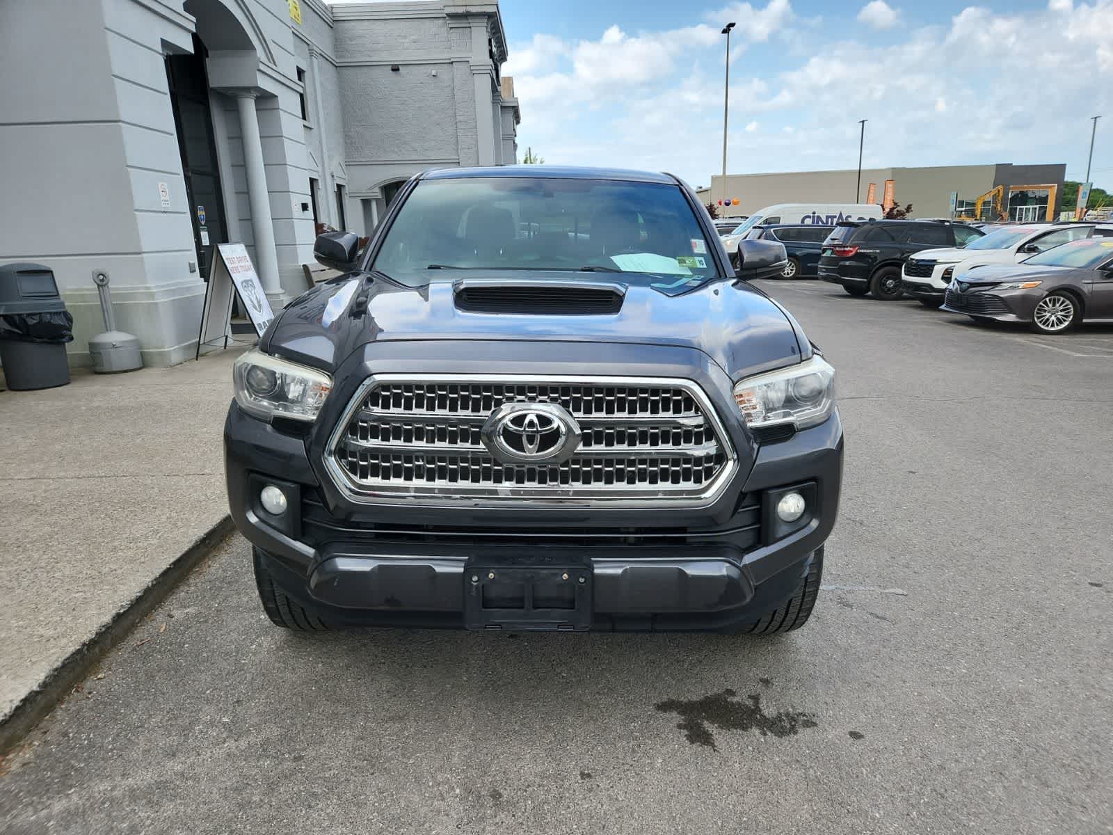 2017 Toyota Tacoma TRD Sport