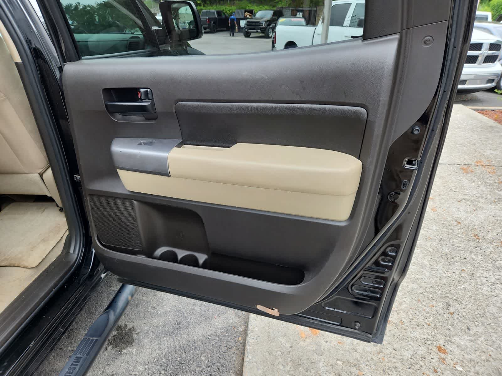 2010 Toyota Tundra Grade 5.7L V8