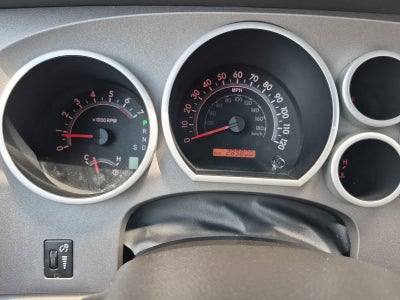 2010 Toyota Tundra Grade 5.7L V8
