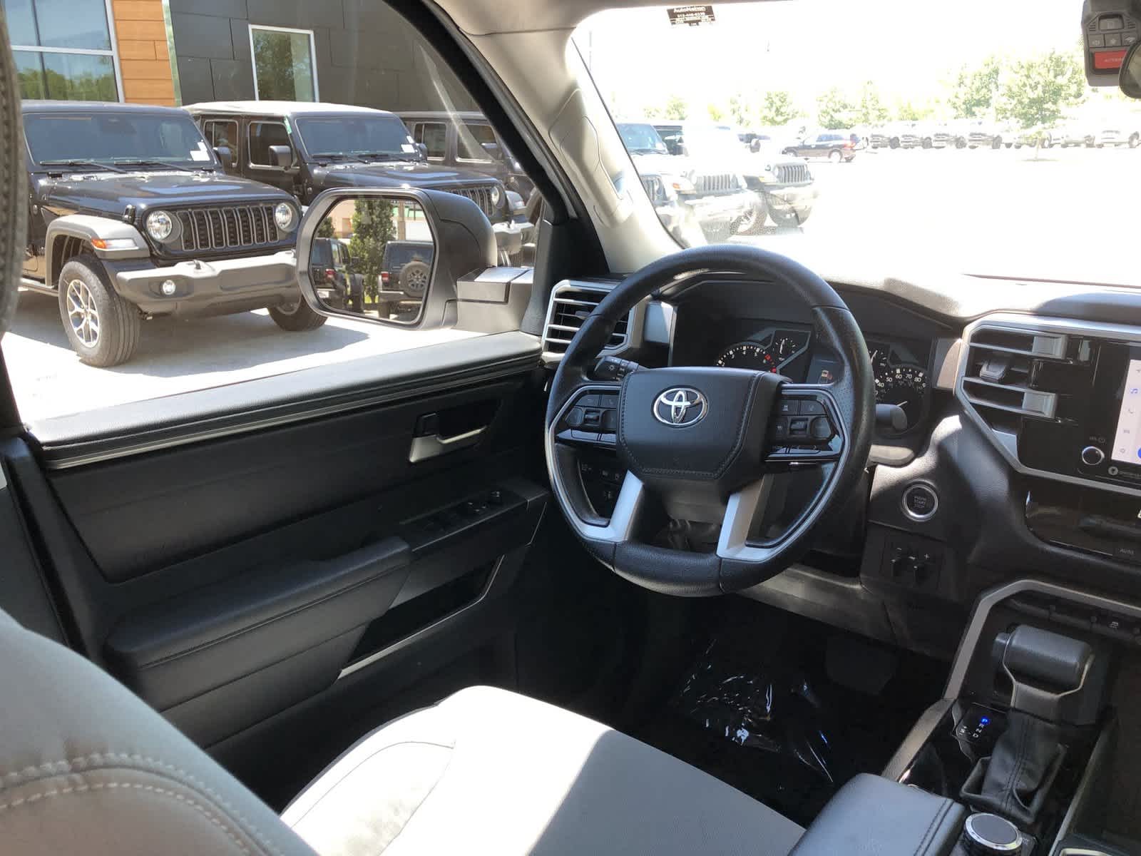 2024 Toyota Tundra SR5