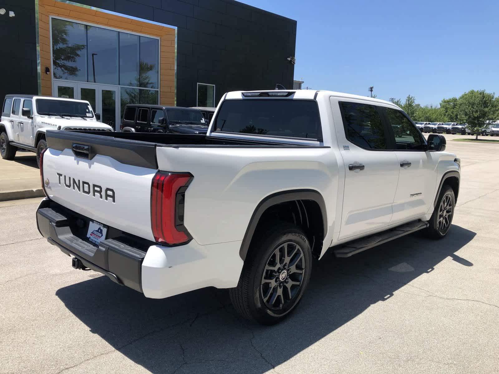 2024 Toyota Tundra SR5