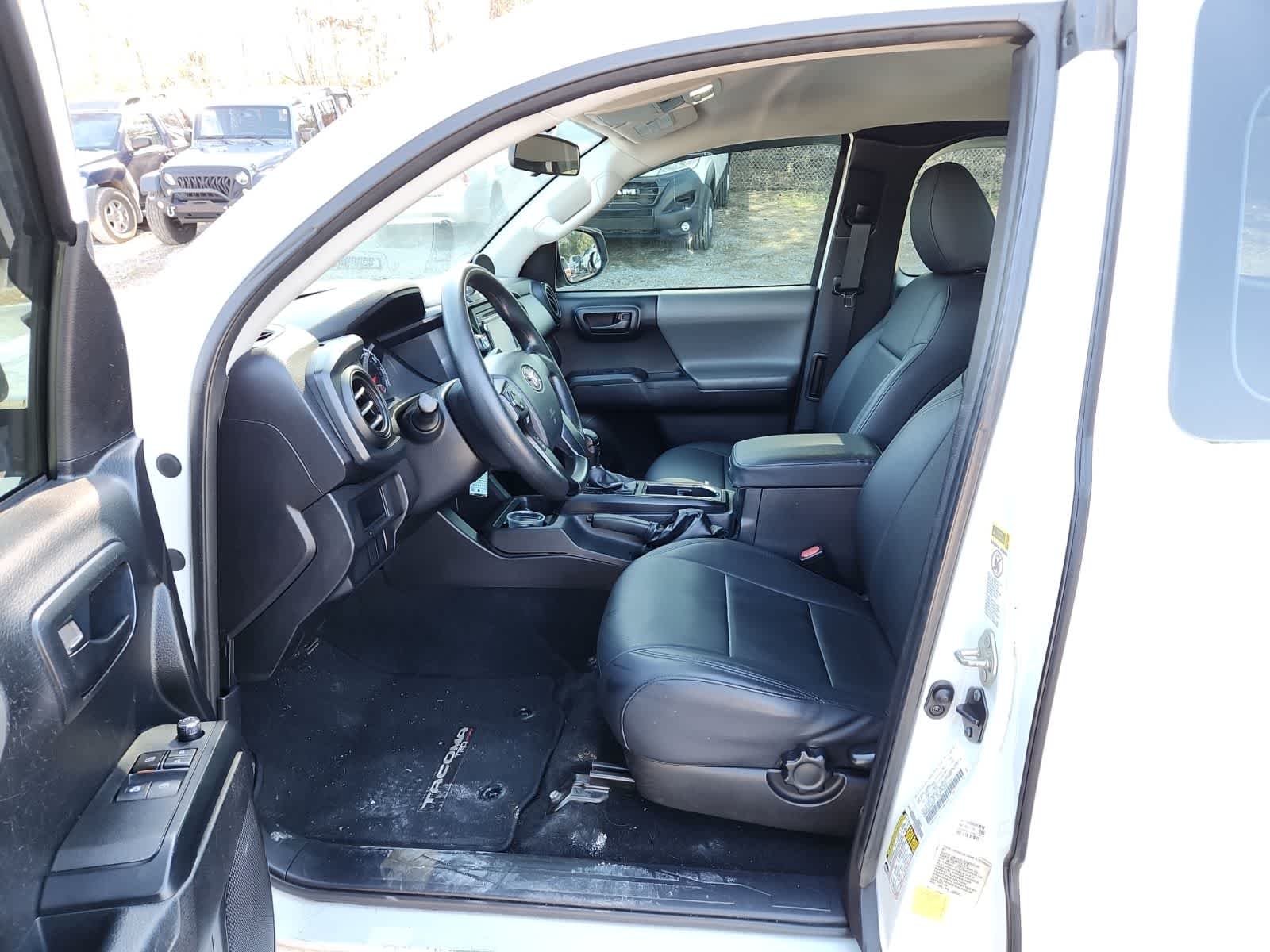 2017 Toyota Tacoma SR