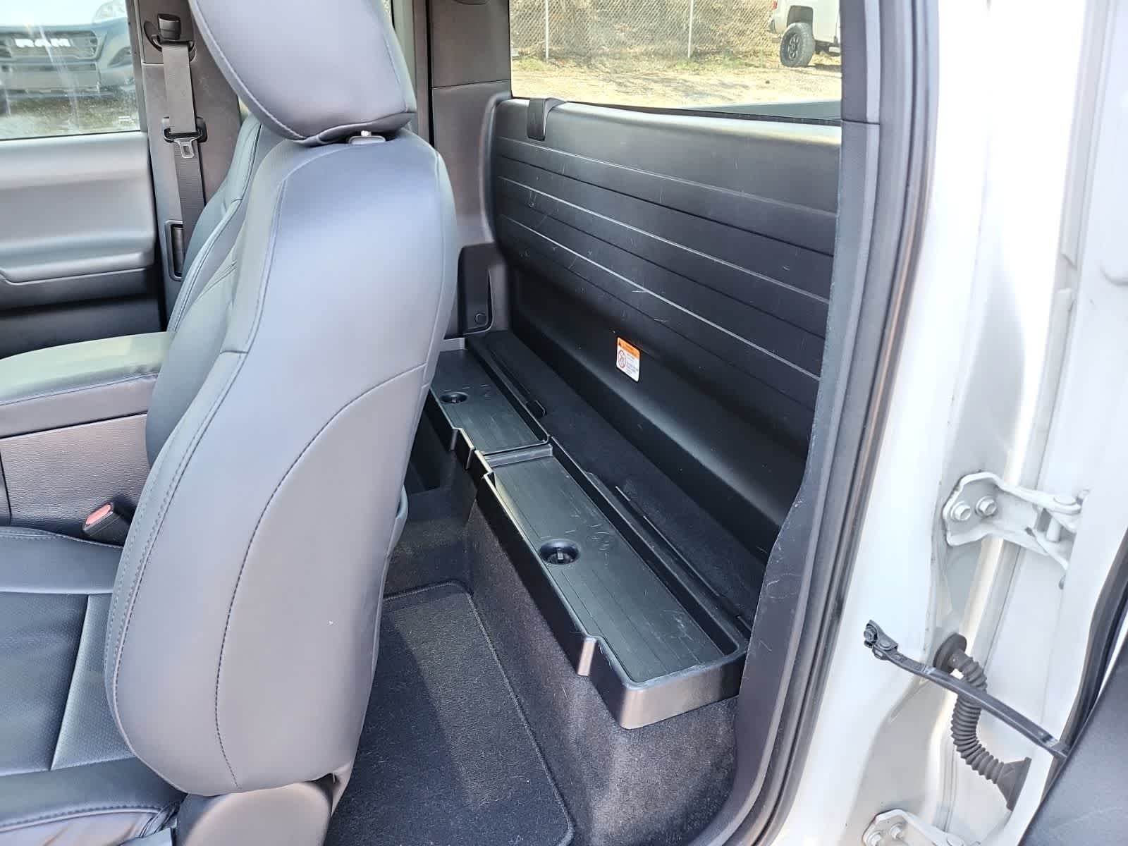 2017 Toyota Tacoma SR