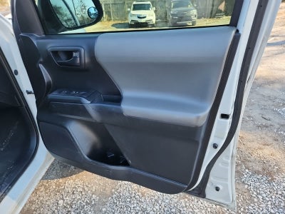 2017 Toyota Tacoma SR