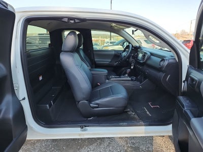 2017 Toyota Tacoma SR