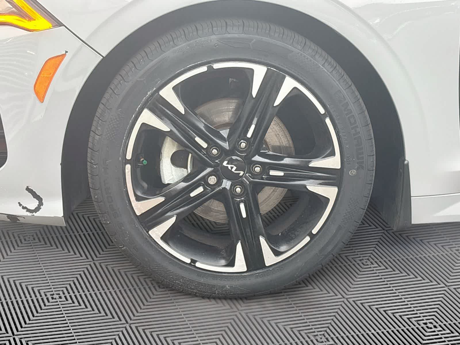 2022 Kia K5 GT-Line