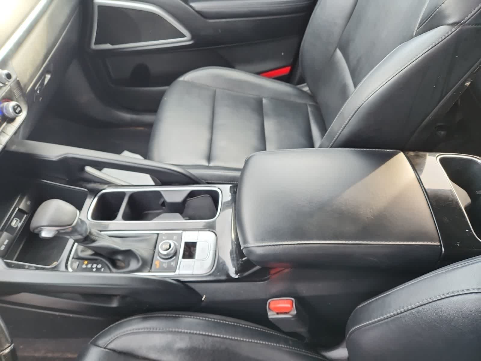 2022 Kia Telluride LX