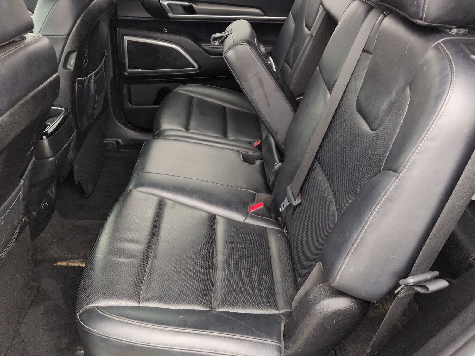 2022 Kia Telluride LX