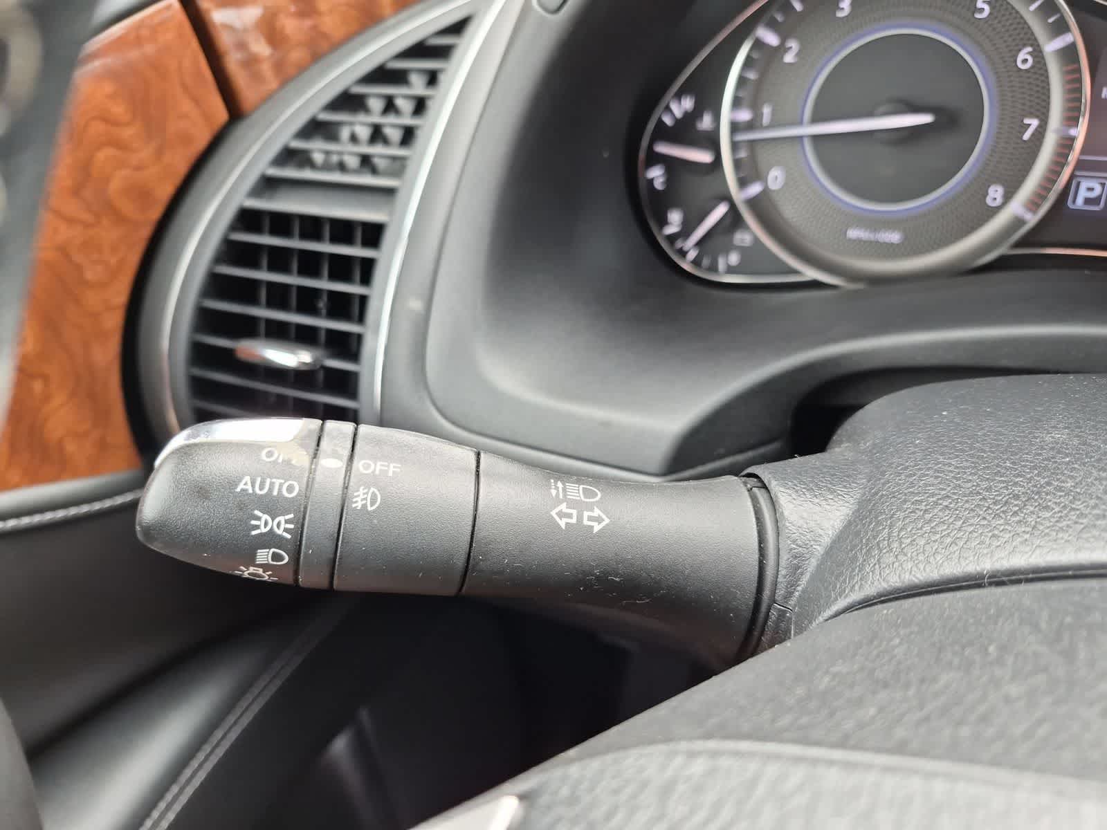 2019 INFINITI QX80 LUXE