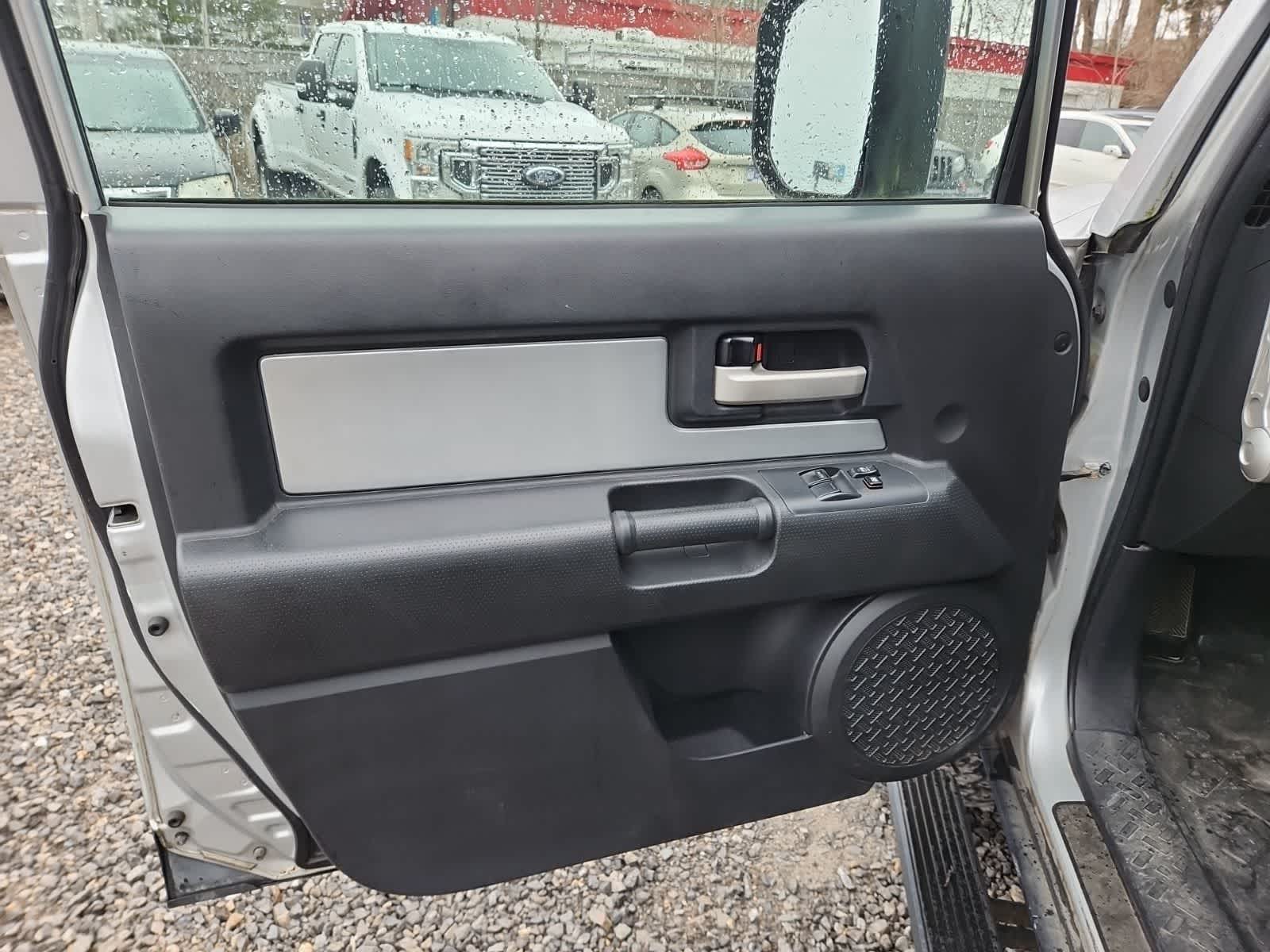 2007 Toyota FJ Cruiser 4WD 4dr Auto (Natl)