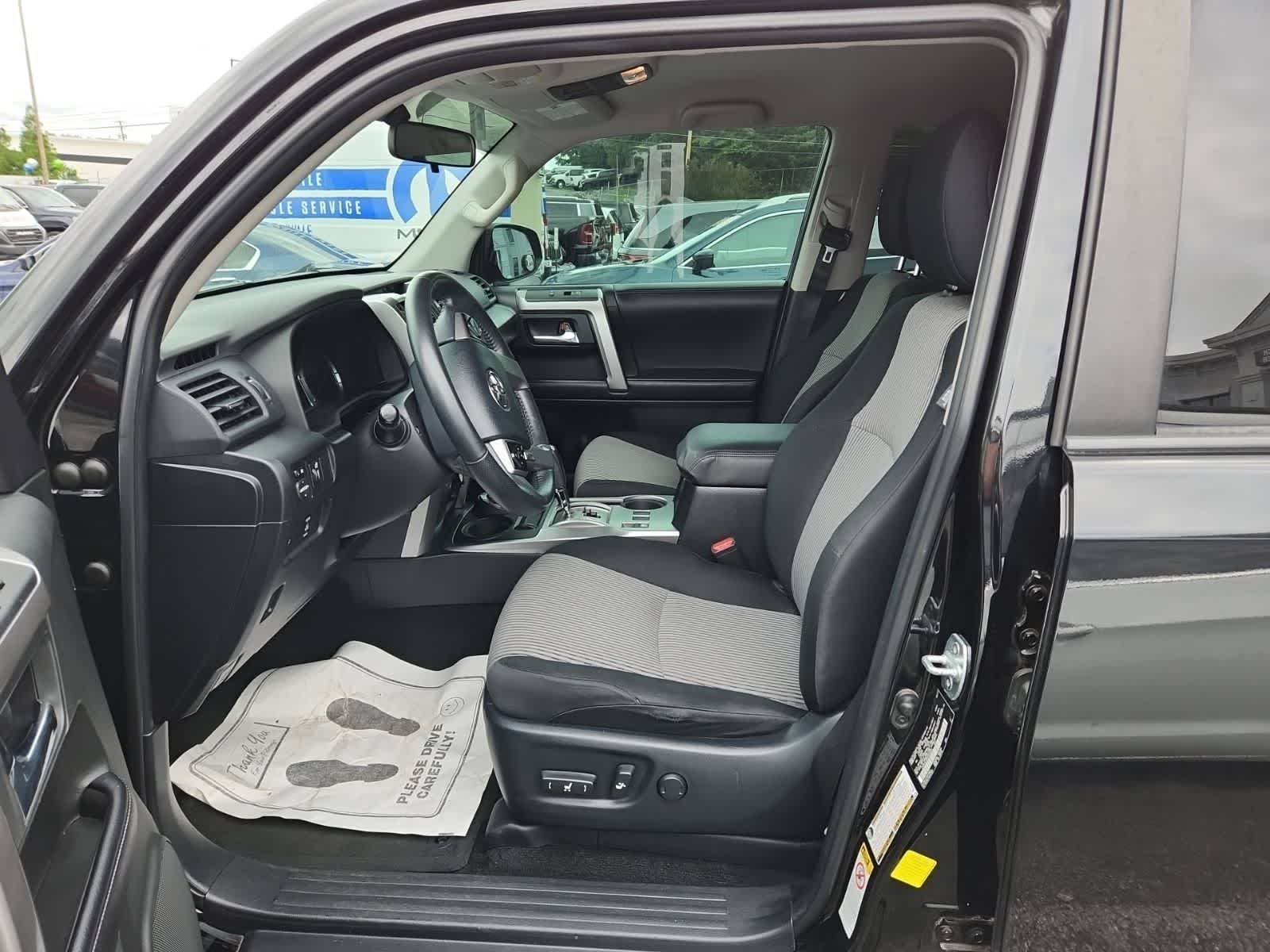 2017 Toyota 4Runner SR5