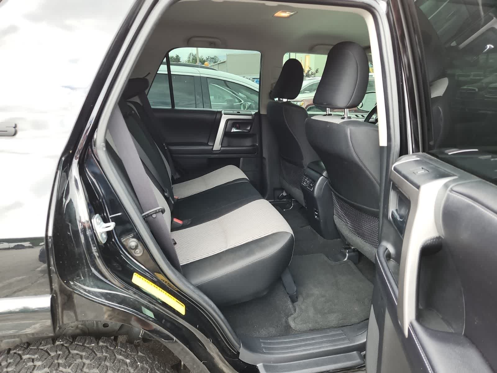 2017 Toyota 4Runner SR5