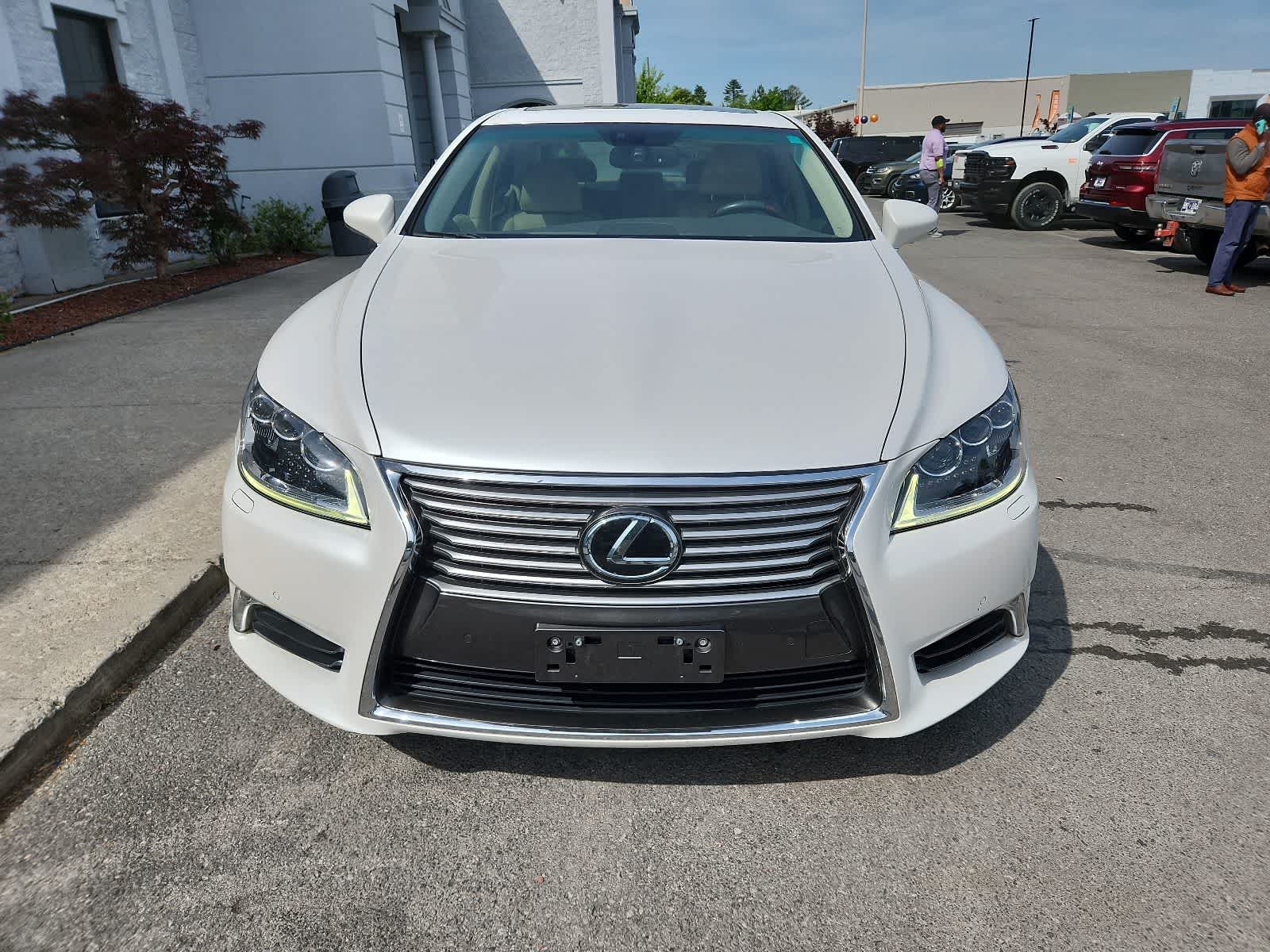 2016 Lexus LS 460 4dr Sdn RWD