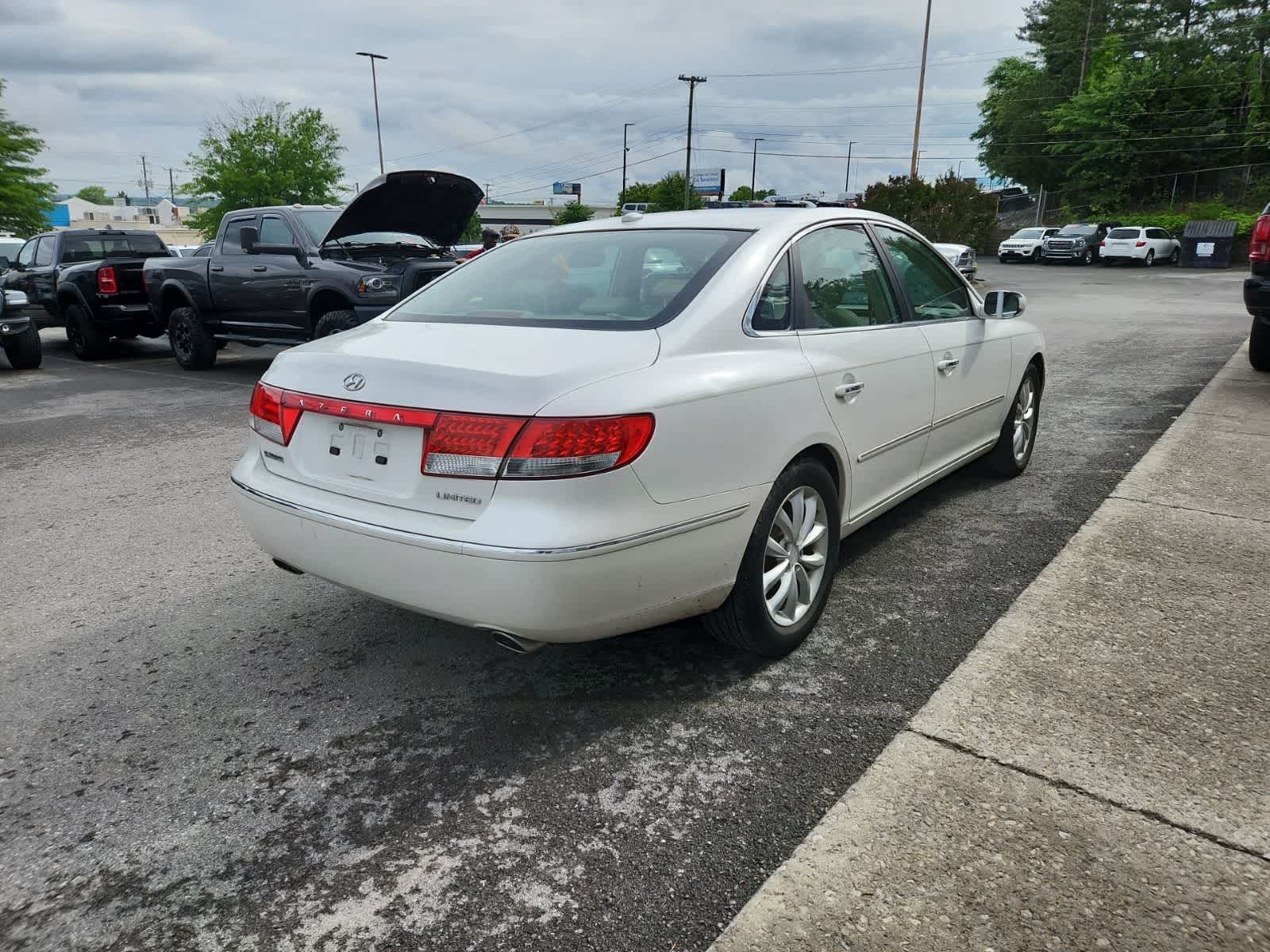 2007 Hyundai Azera Base