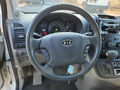2008 Kia Sedona LX