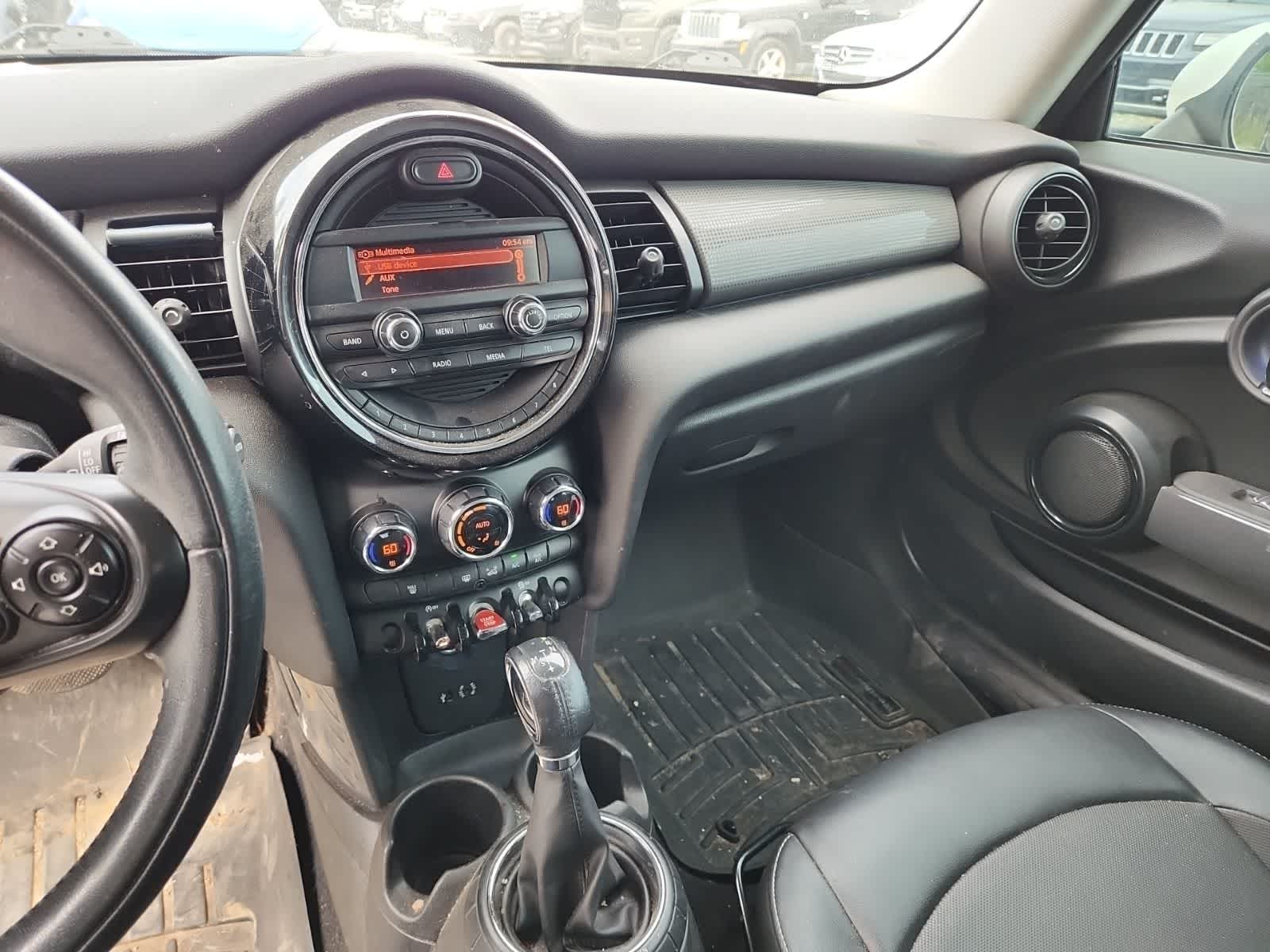 2015 MINI Hardtop 2 Door Cooper