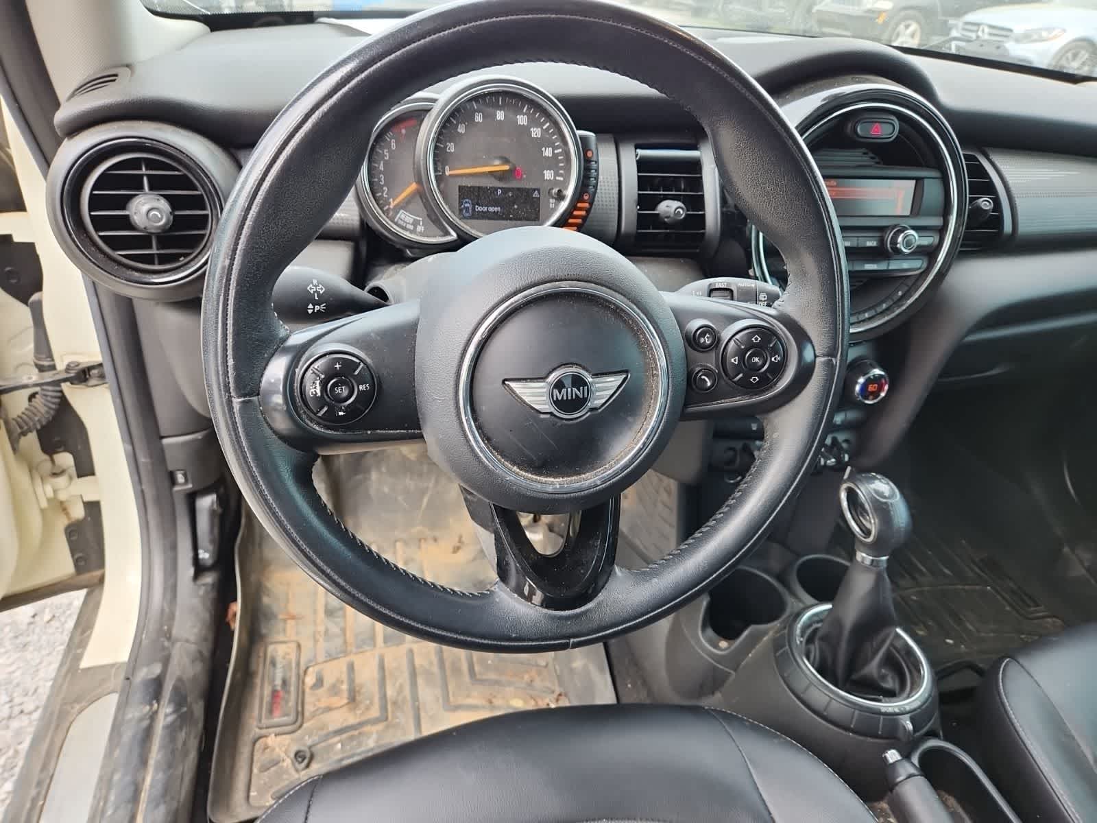 2015 MINI Hardtop 2 Door Cooper