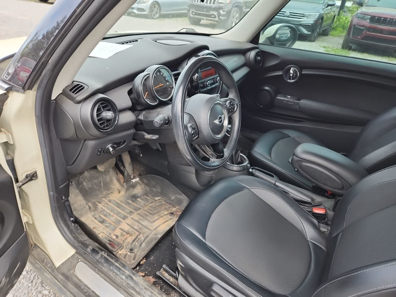 2015 MINI Hardtop 2 Door Cooper