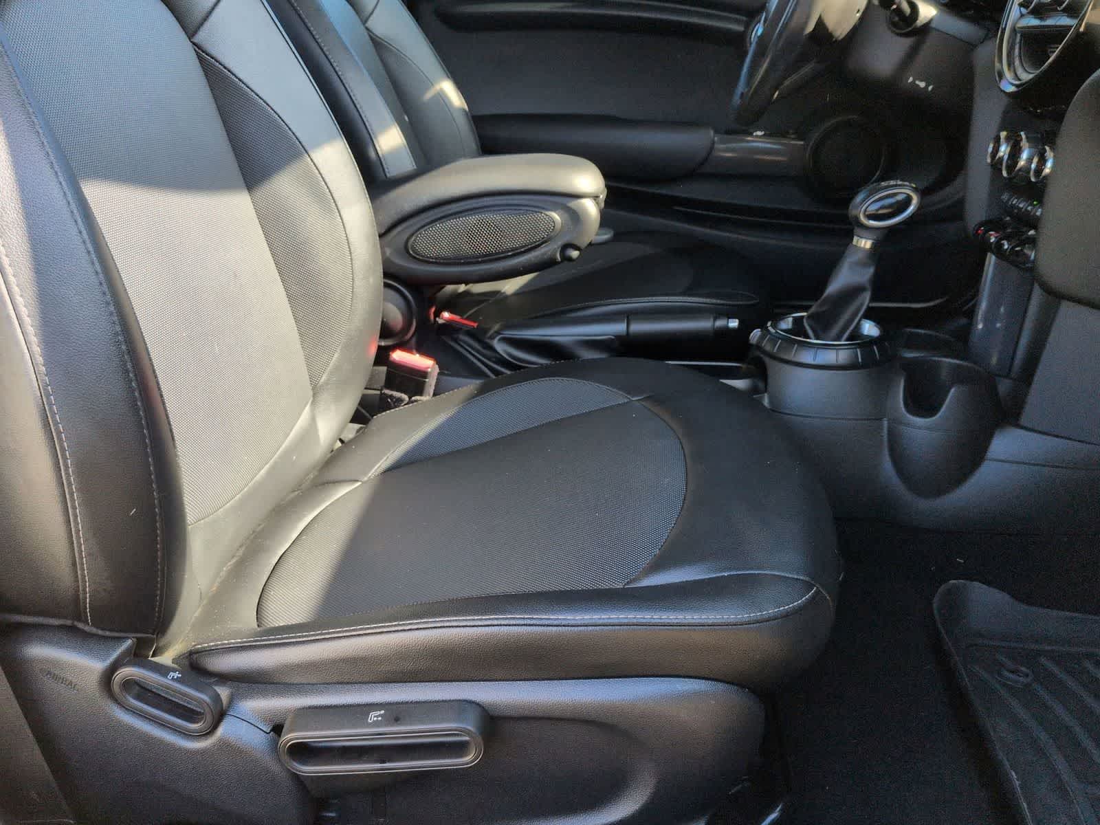 2015 MINI Hardtop 2 Door Cooper